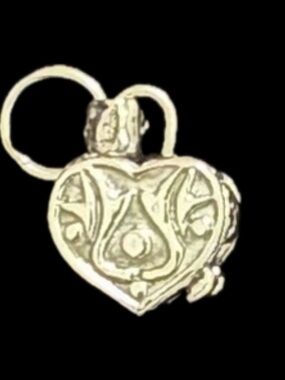 Heart-Shaped Sterling Silver A925 Pendant/Charm. Opens.